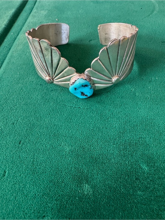 Jewelry - Navajo Sterling Silver Fan Cuff Bracelet with Turquoise Stone - Blue
